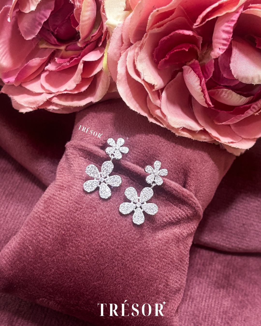 2 Flower Dangle Earrings