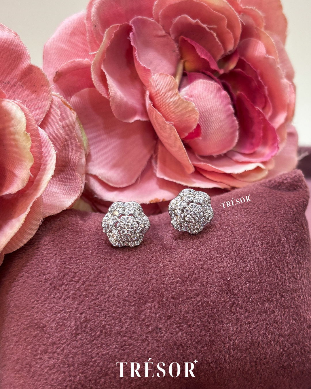 Flower Line Studs