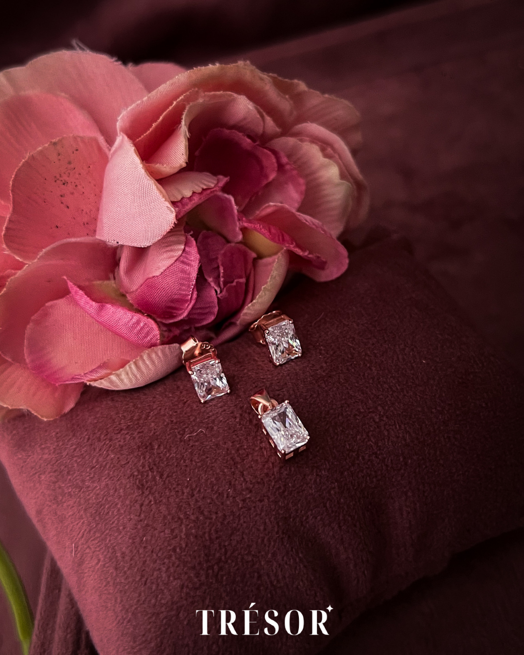 Dainty Rectangular Jewellery Set