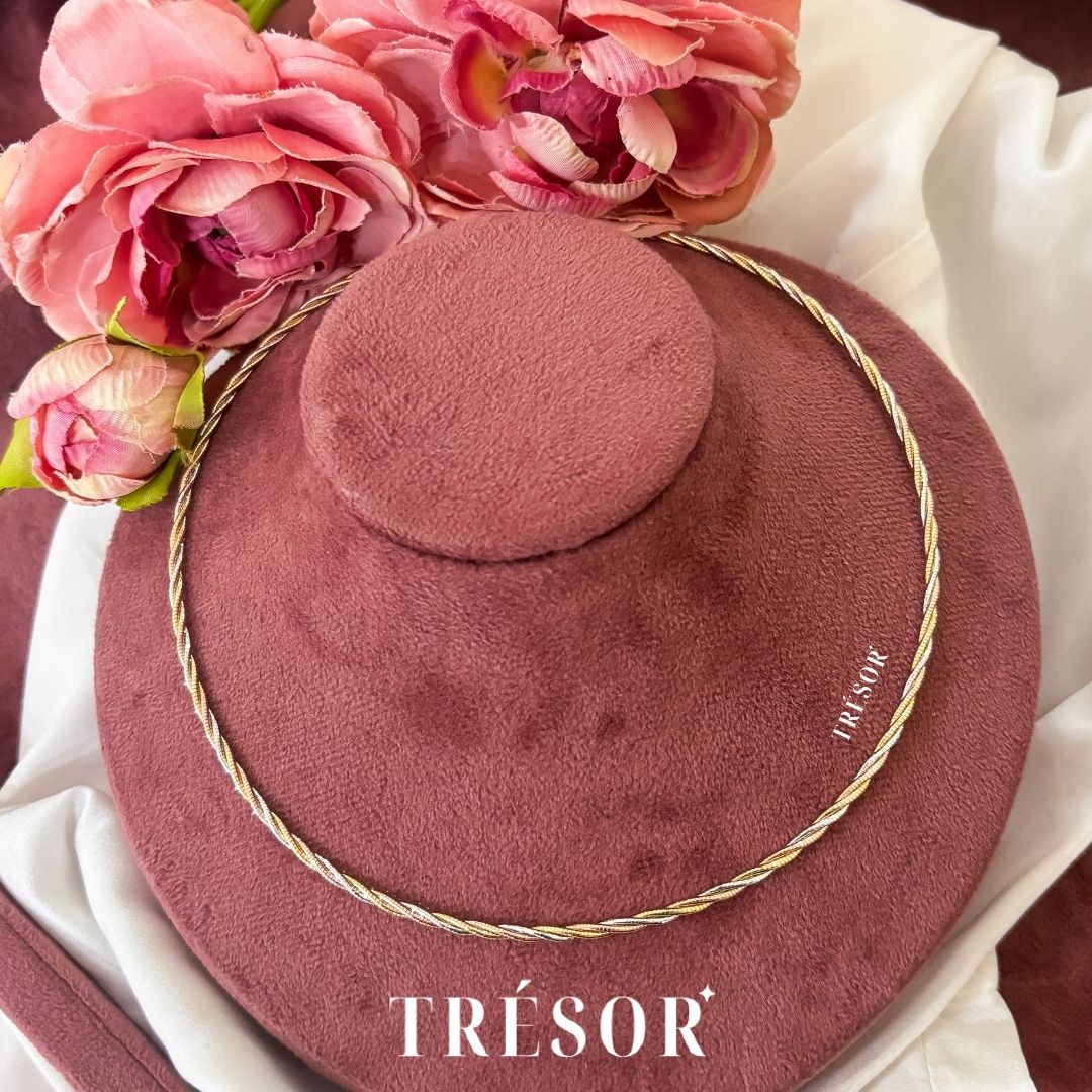 Twisted 3 Tone Omega Chain