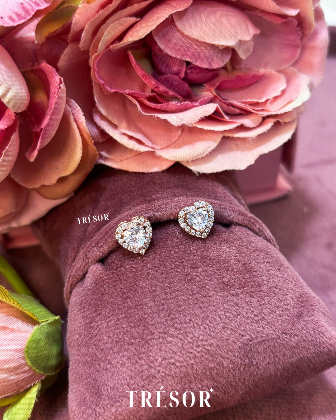 Small Halo Heart Studs