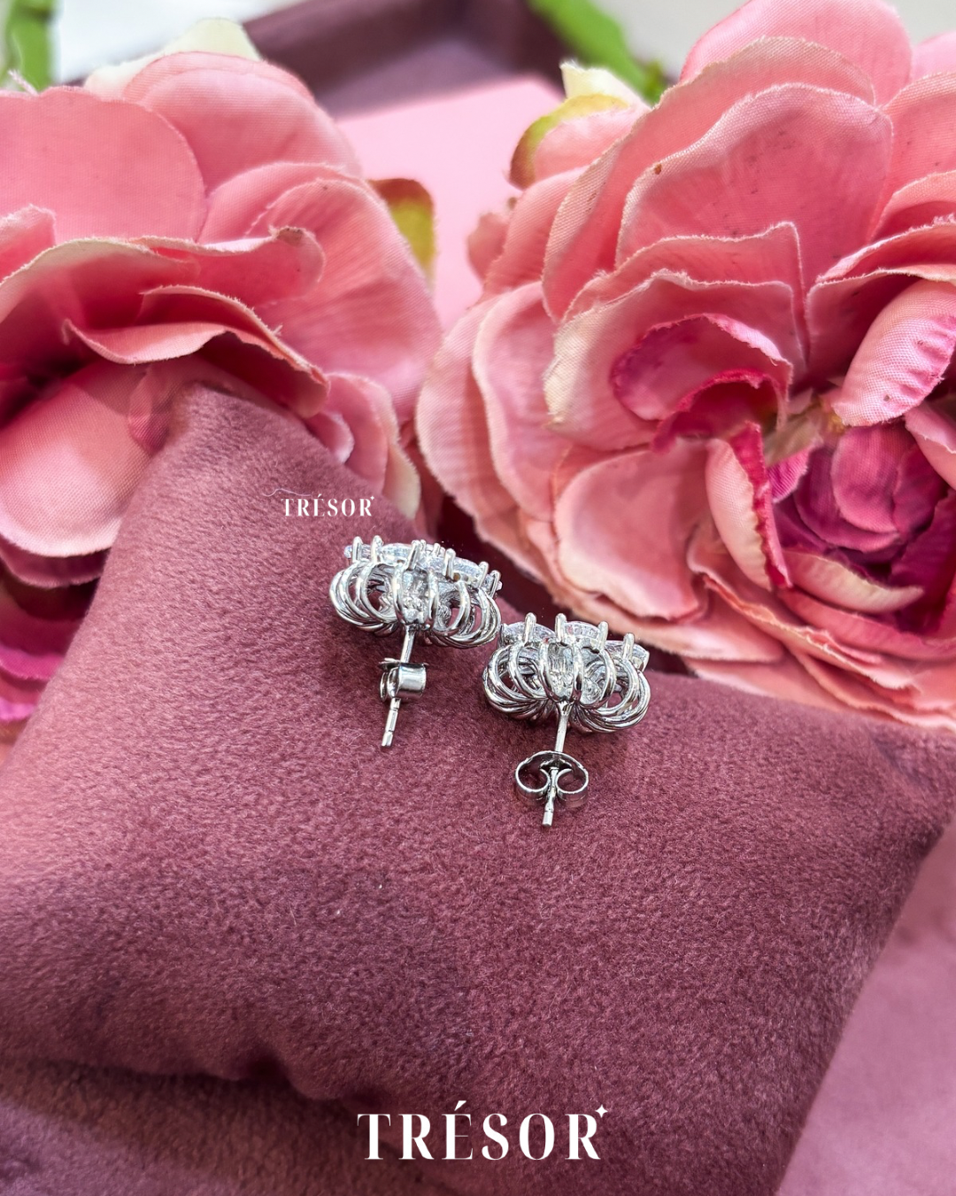 3D Flower Diamond Studs
