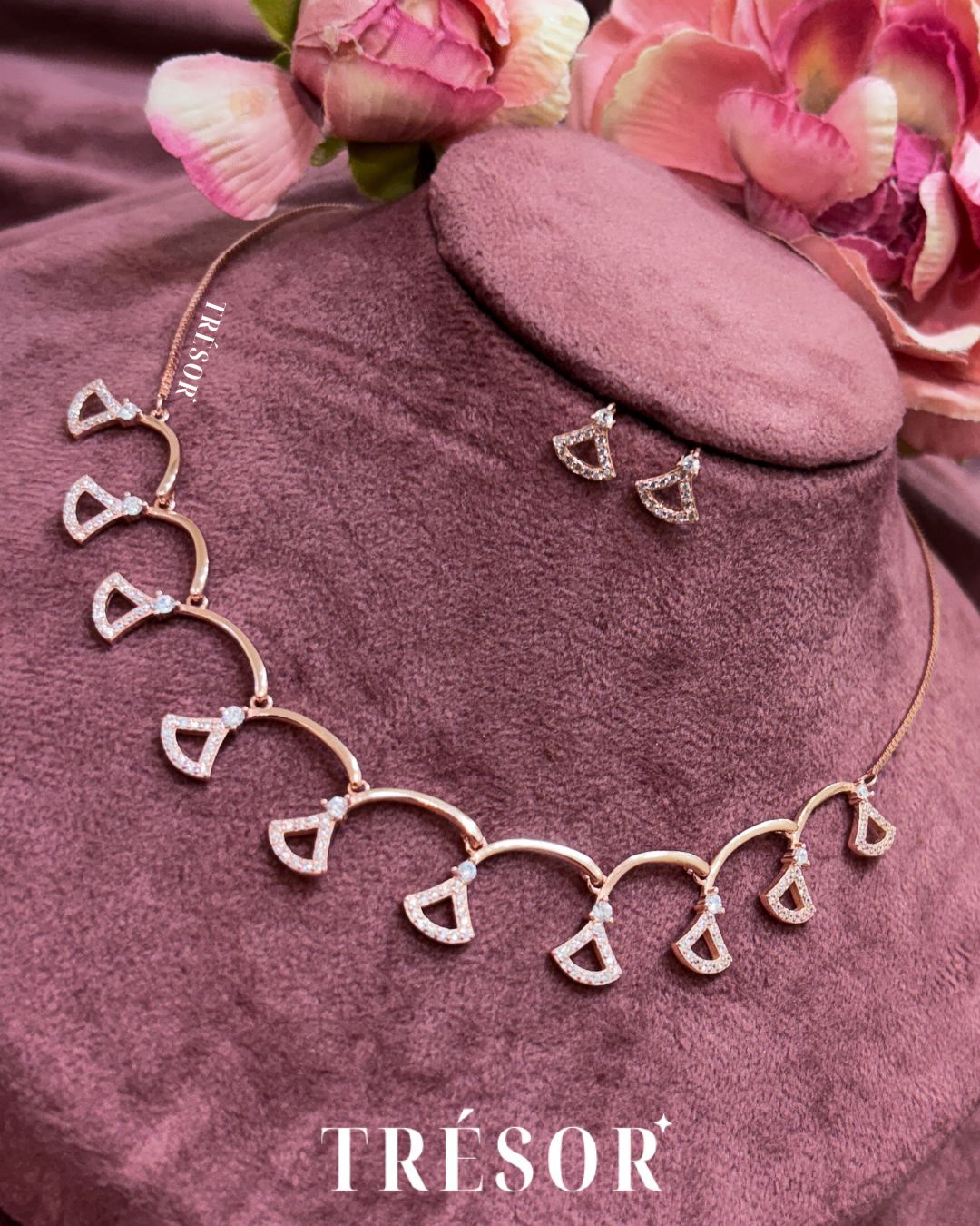 Sleek Curve Triangle Charms Set