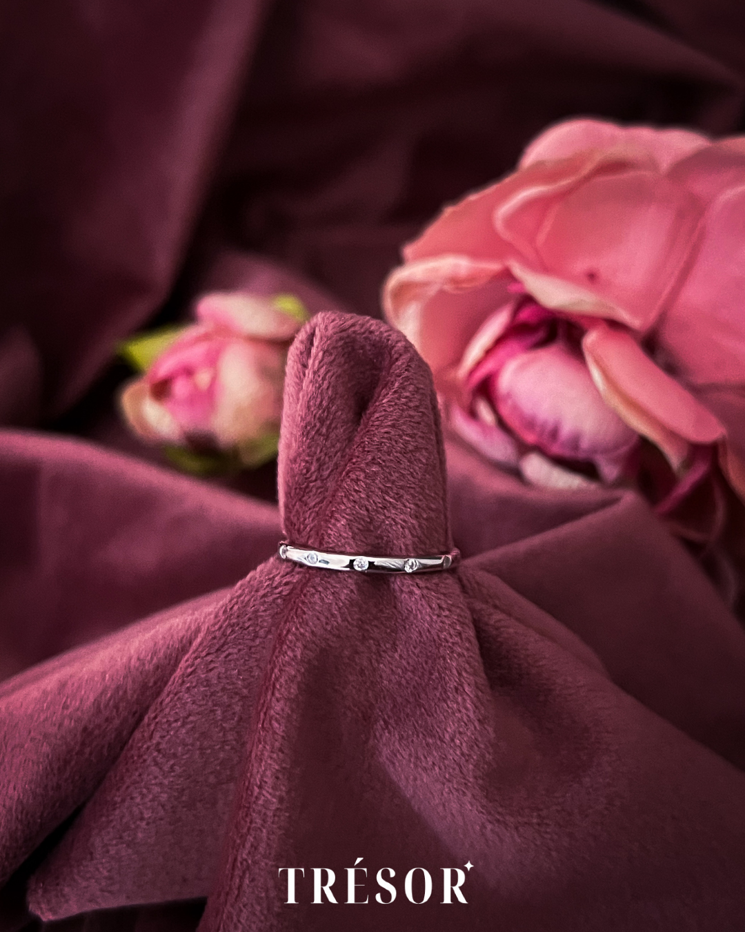 Alternating Micro Diamond Band Ring