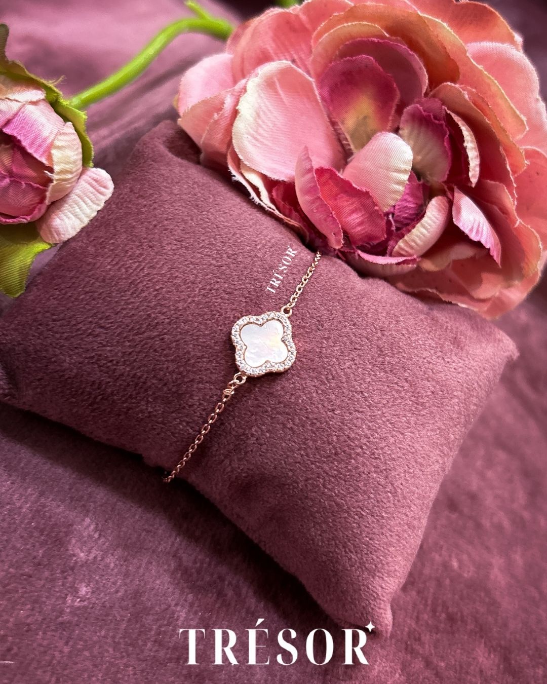 MOP Clover Bracelet