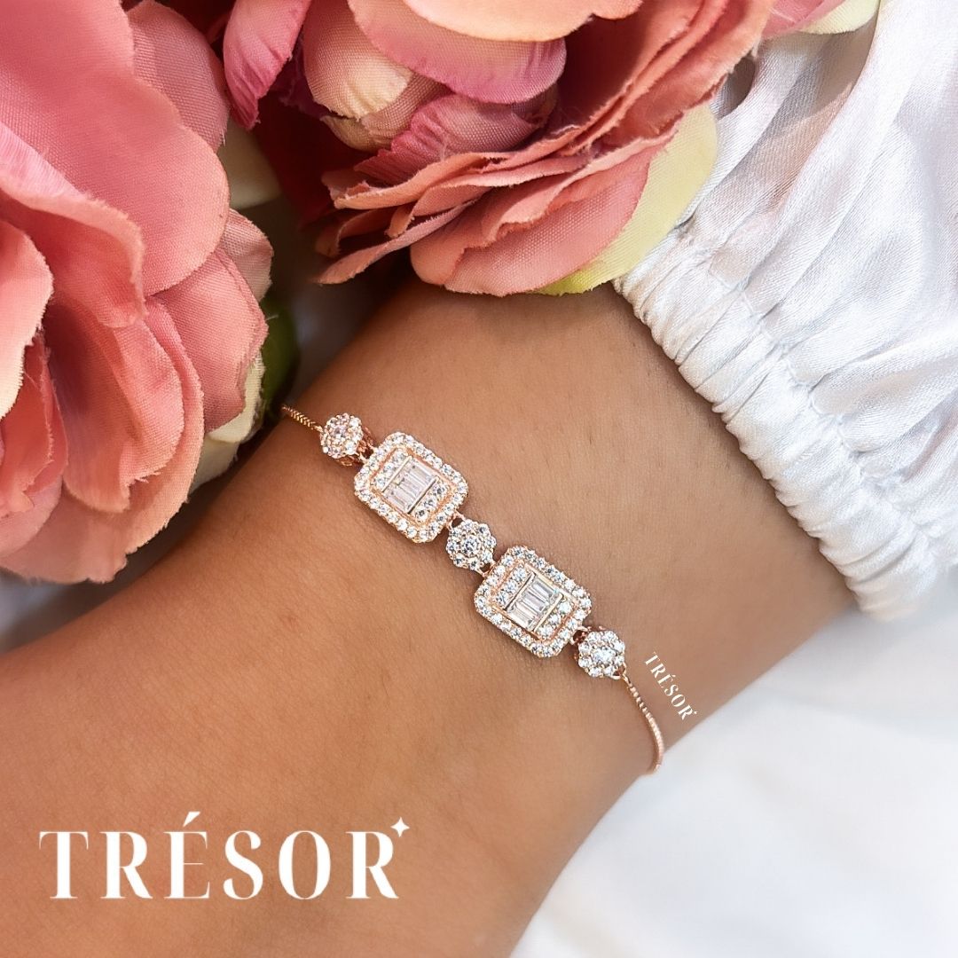 3 Flowers & 2 Baguette Square Bracelet