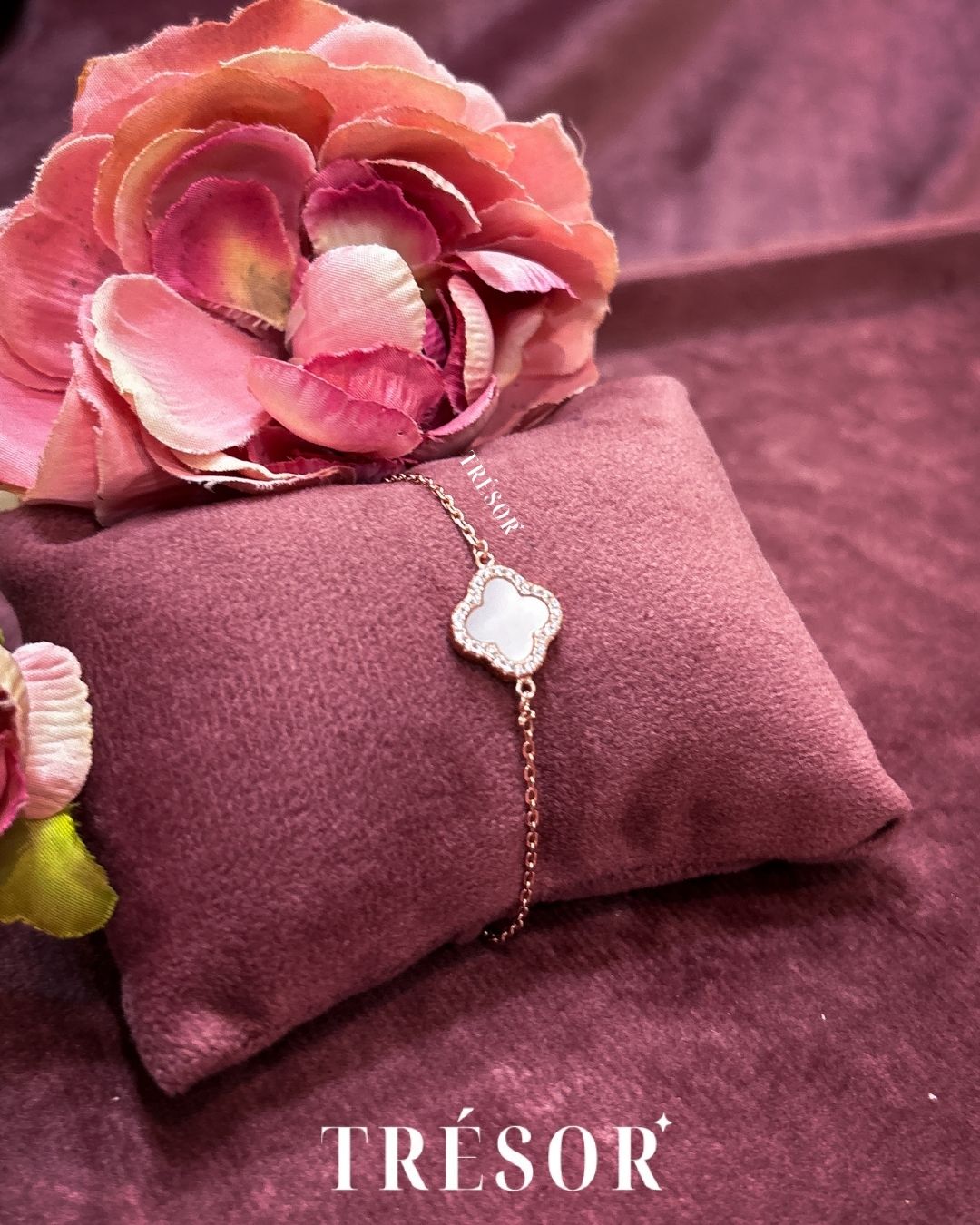 MOP Clover Bracelet
