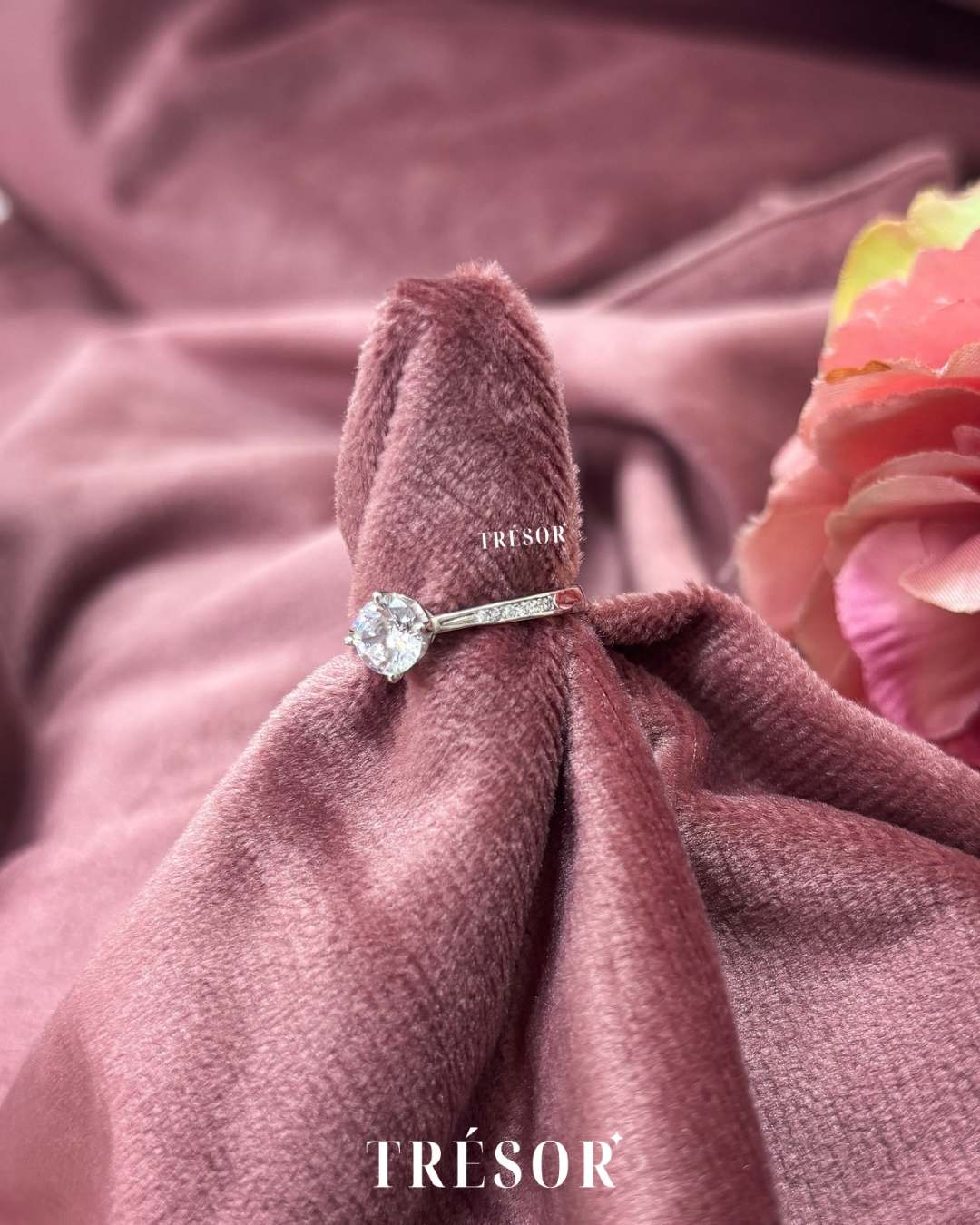 Solitaire & Studded Micro Diamonds Ring