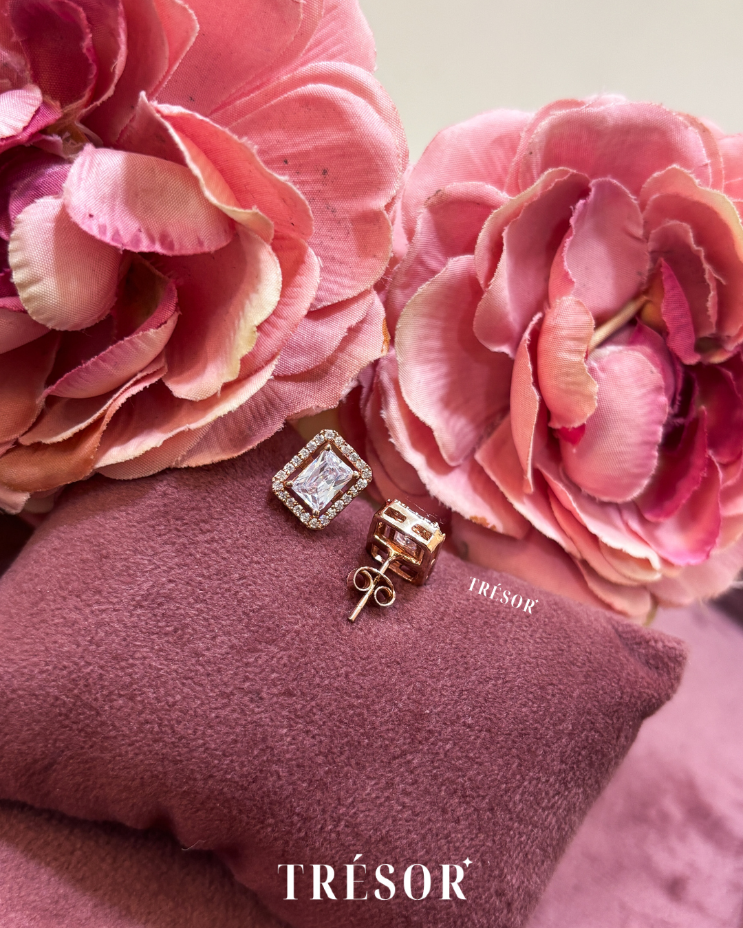 Halo Rectangle Studs