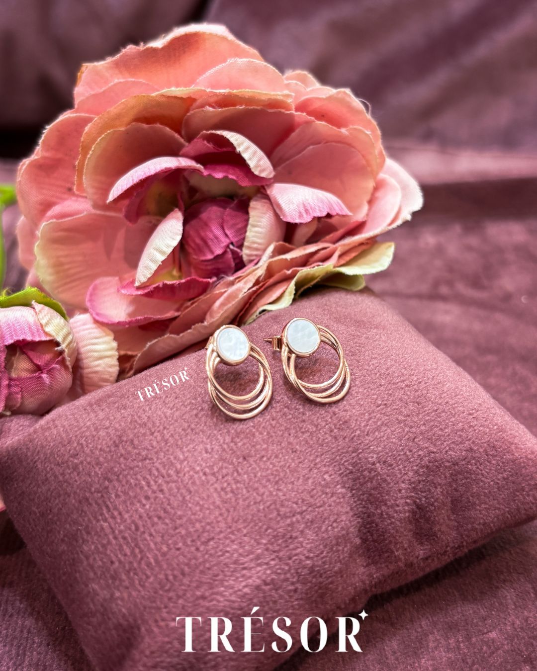 Rosé Orbit Studs