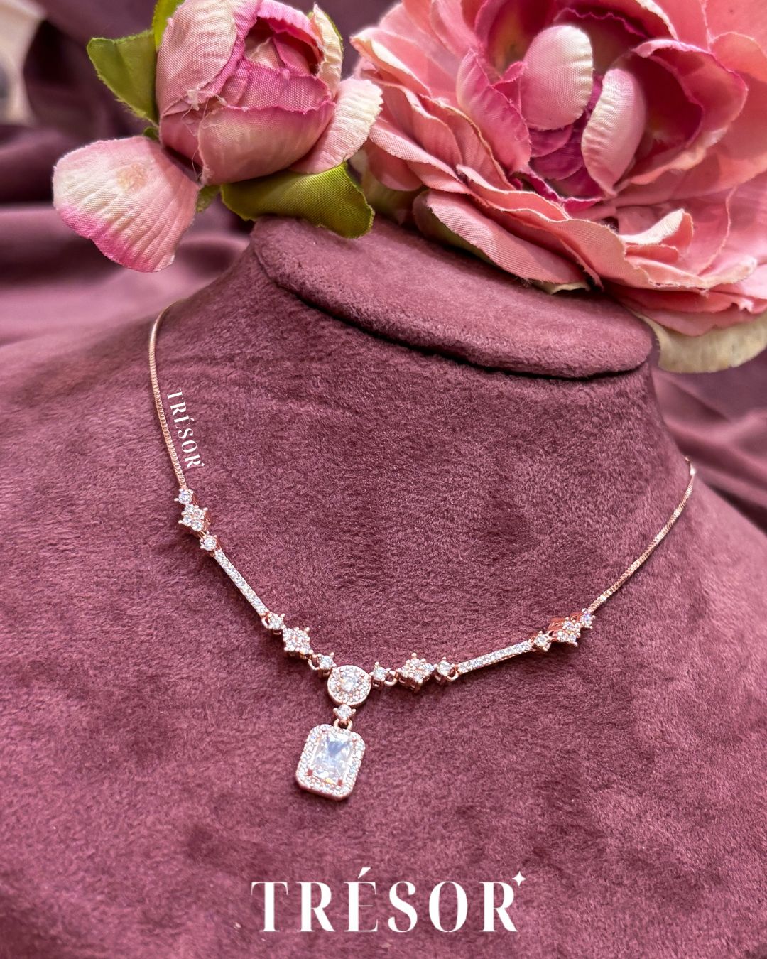 Rosé Halo Cushion Necklace