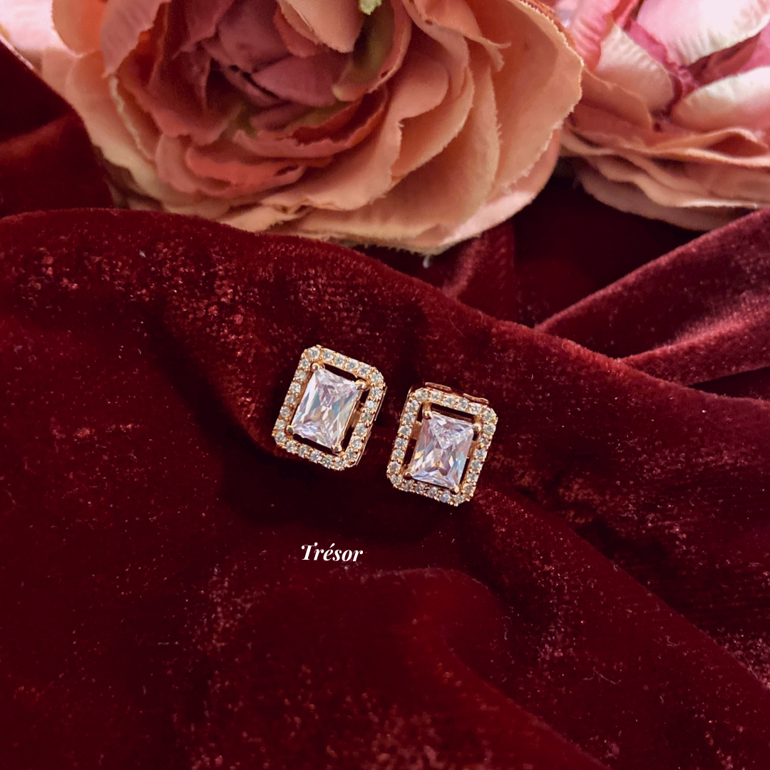 Halo Rectangle Studs