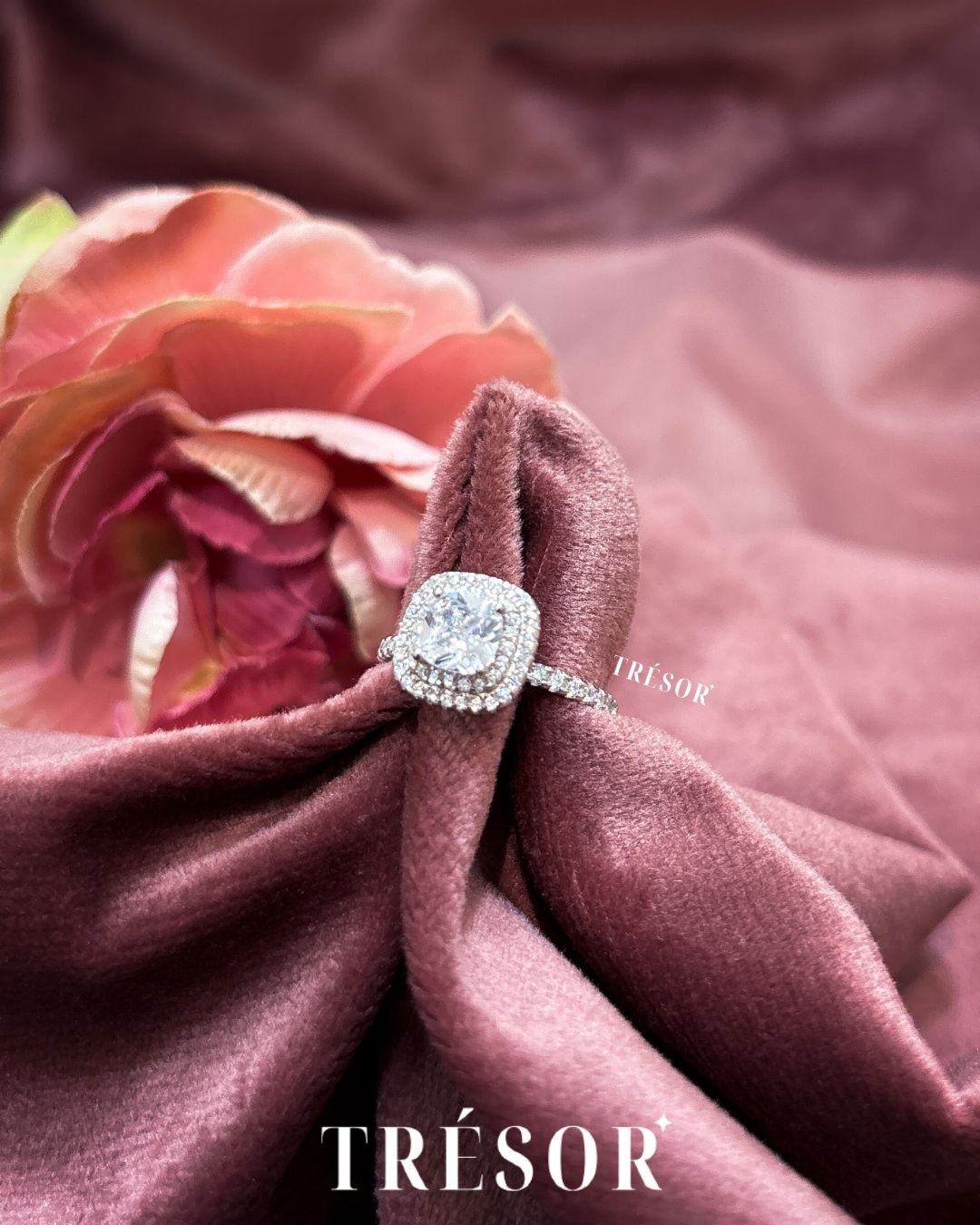 Pop Solitaire Halo Cushion Ring