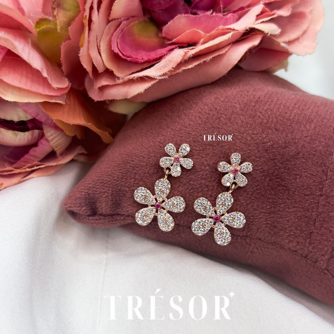 2 Flower Dangle Earrings