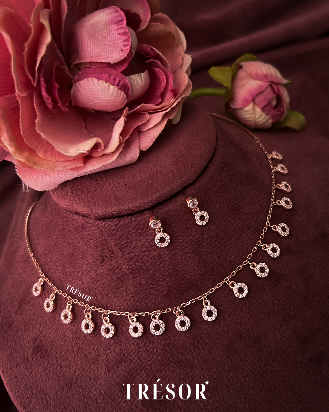 Halo Round Charms Jewellery Set
