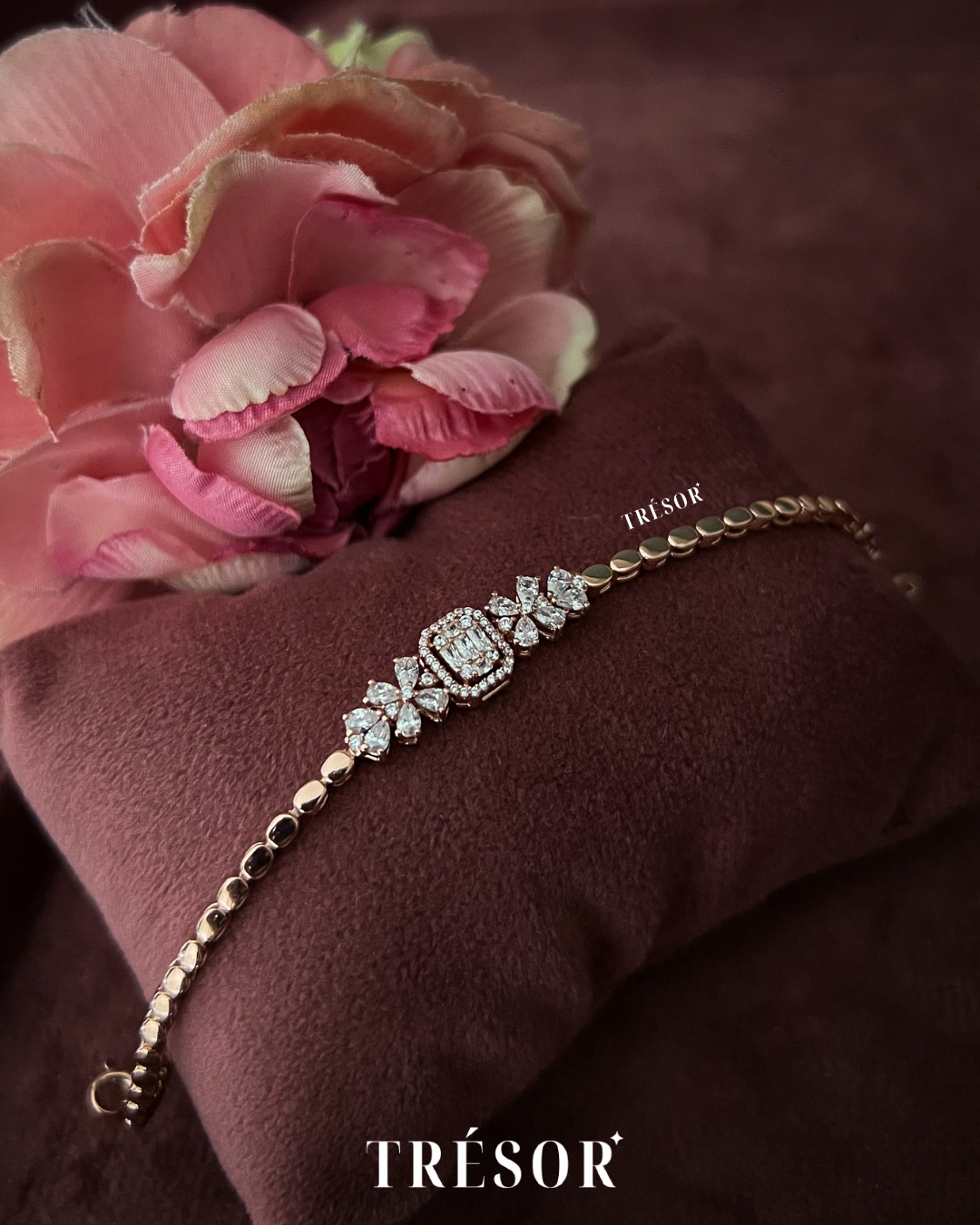 Square Baguette & Two Flowers Bracelet