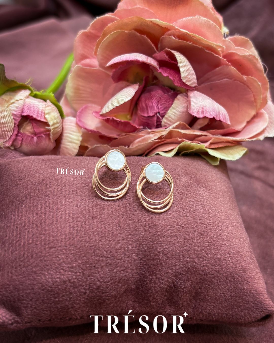 Rosé Orbit Studs