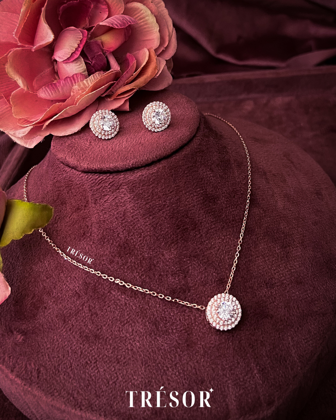 Double Line Halo Solitaire Jewellery Set