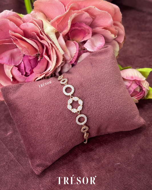 Box Chain Halo Line Bracelet