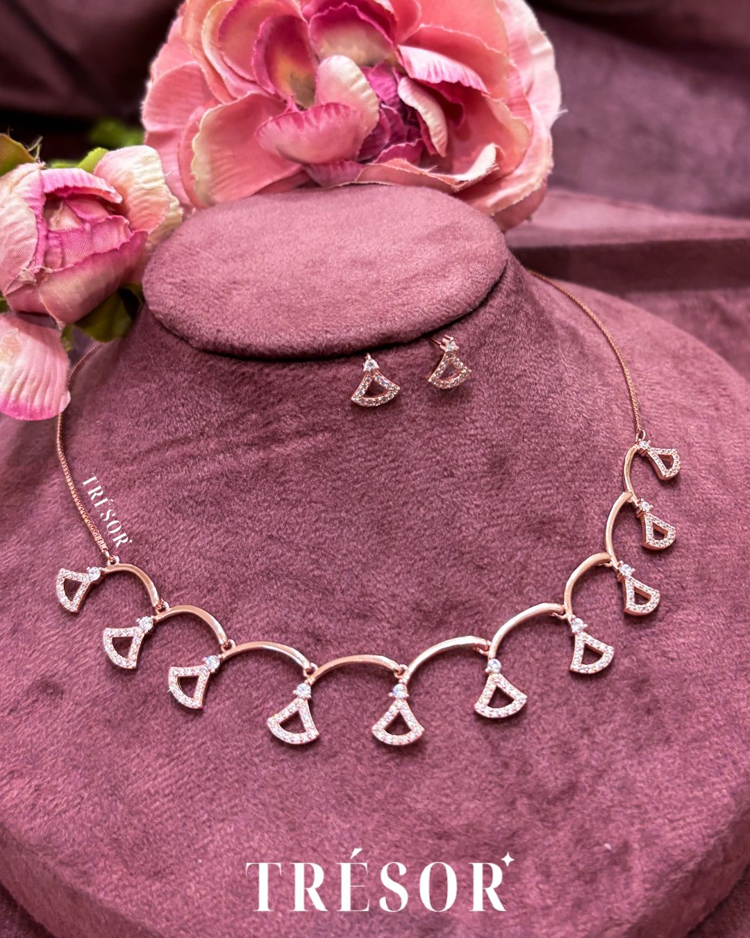 Sleek Curve Triangle Charms Set