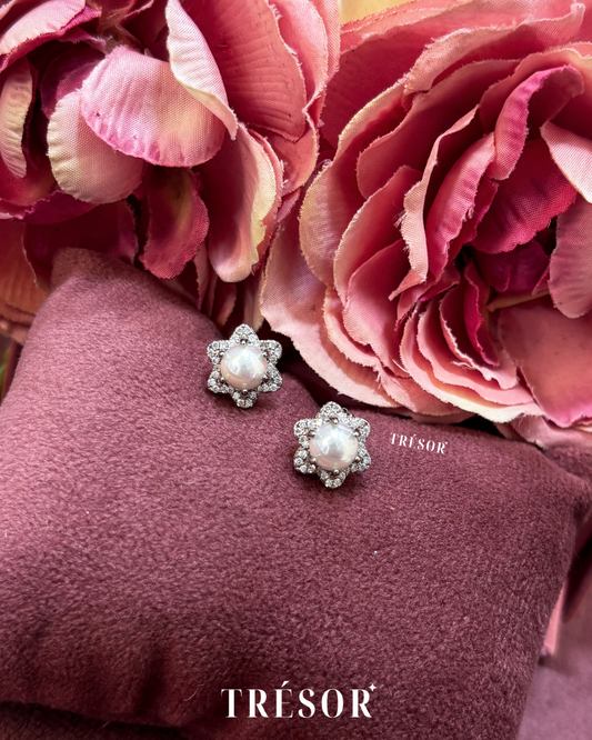 Star Pearl Studs