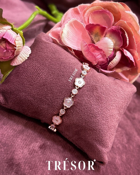 MOP Flower Line Bracelet