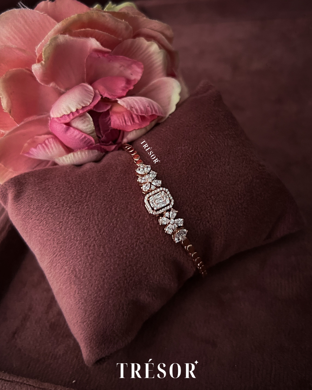Square Baguette & Two Flowers Bracelet