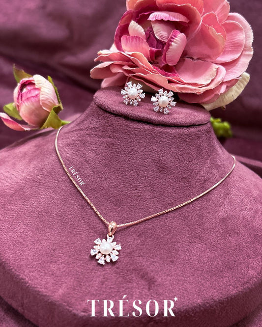 Pearl Dainty Flower Set