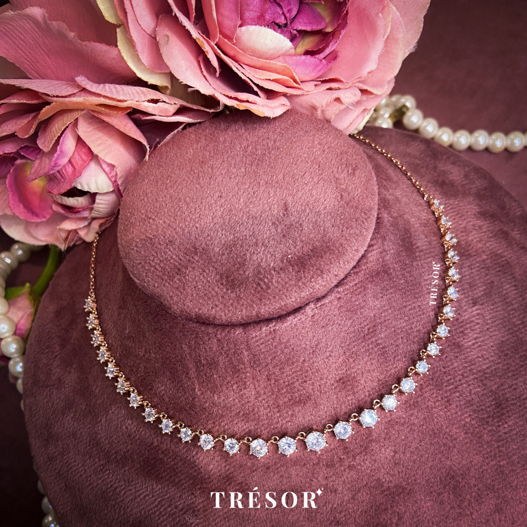 Full Solitare Necklace