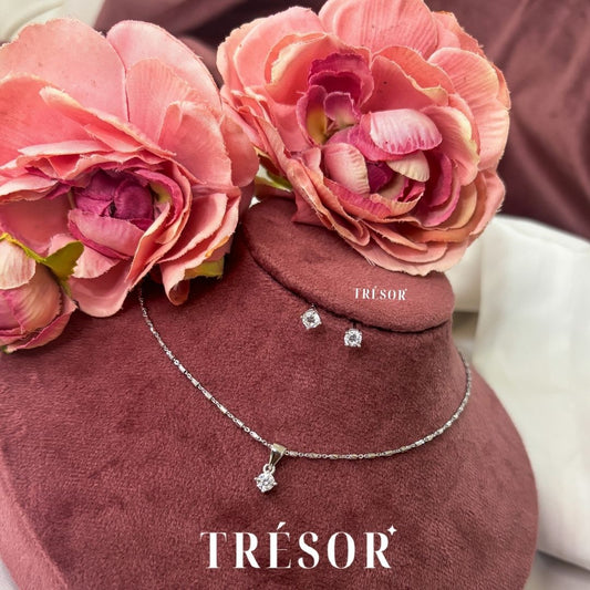 Classic Dainty Solitaire Pendant Set